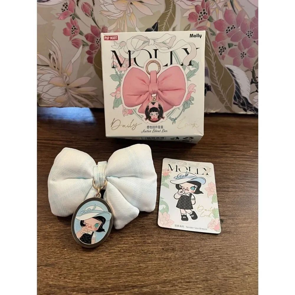 Molly Bow Charm Purse Clip - Light Blue by